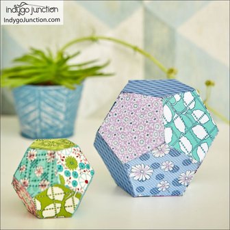 Fabri Flair Brio Sphere-Large dimensional paper piecing kit