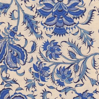 Dutch Heritage Gujarat ecru grote bloem blauw