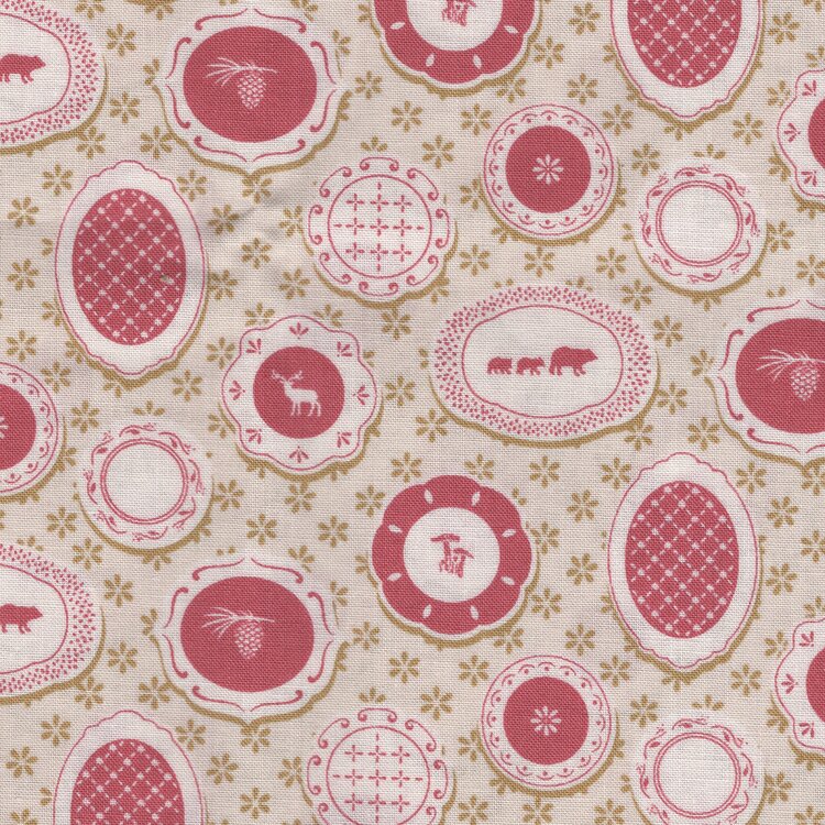 Andover A Woodsy Cottage ecru medaillons